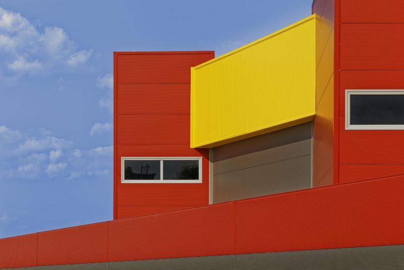 НПУ-Диплома-Зоран-Здравев-Штип-Lines-and-Few-Clouds